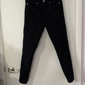 Good American black ankle jeans